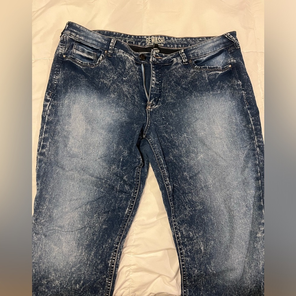 Rewash distressed stretchy denim jeans
